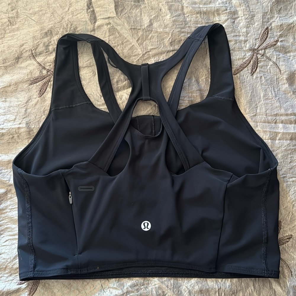 Lululemon black bra size 10